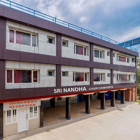 Sri Nandha Luxury Comforts Vālpārai Exteriör bild